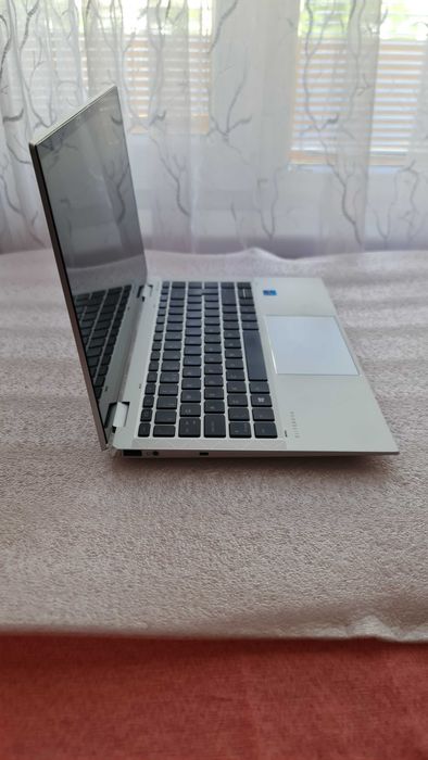 HP EliteBook 1040 G8 14" X360, I7 11th Gen 32GB RAM 512GB SSD
