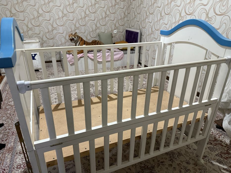 Детский кроват мебель до 3 лет