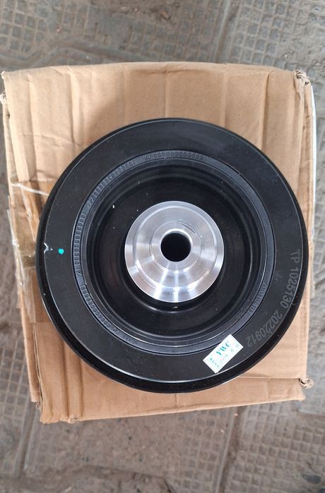 monza balka,radiator,bamfer,fara,kapotlar bor