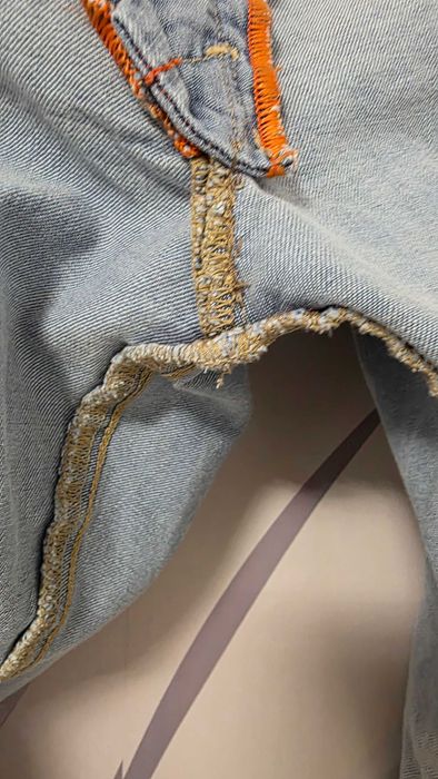 Blugi BOSS Hugo Boss Albastru Deschis, mărime W34 L34 (100% bumbac)