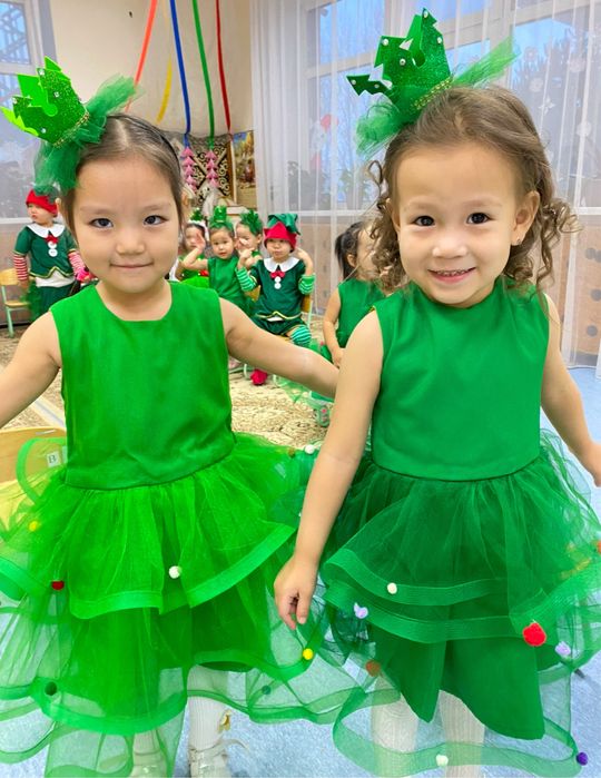 Продам костюм елки