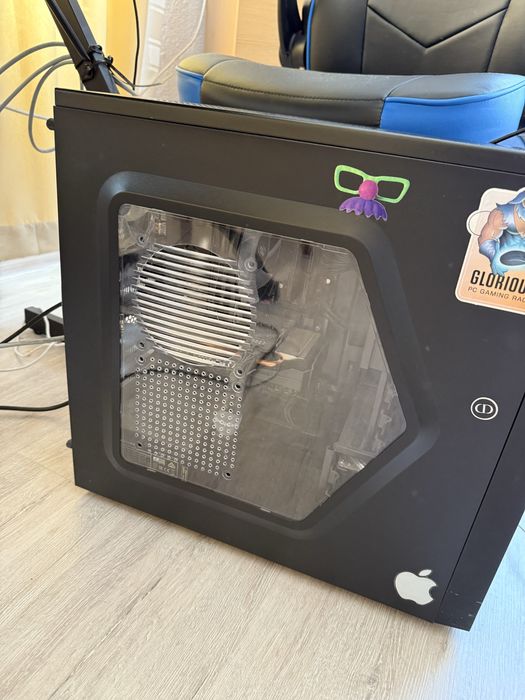 Настолен геймърски компютър