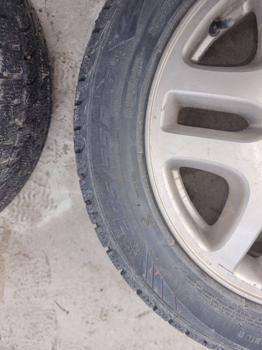 Продам диски с зимней резиной