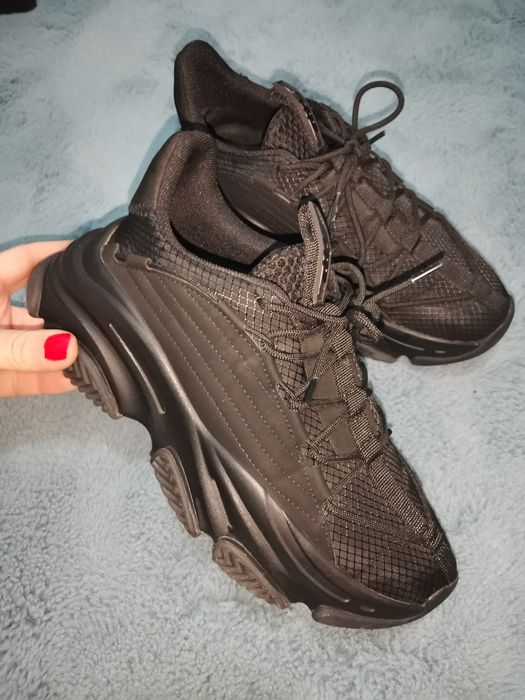 Adidasi Steve Madden