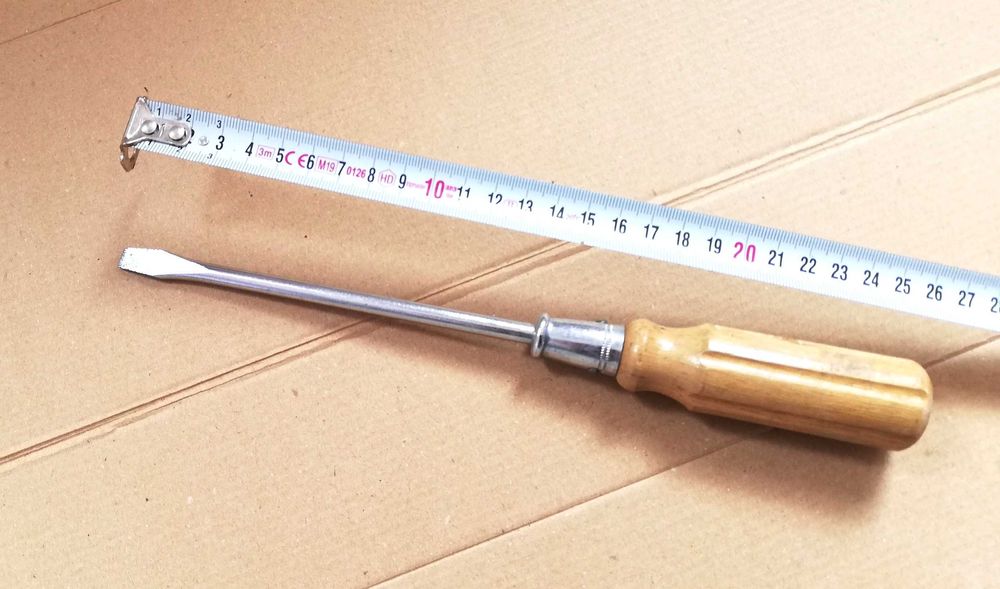 Нова машинна отвертка -  Germany