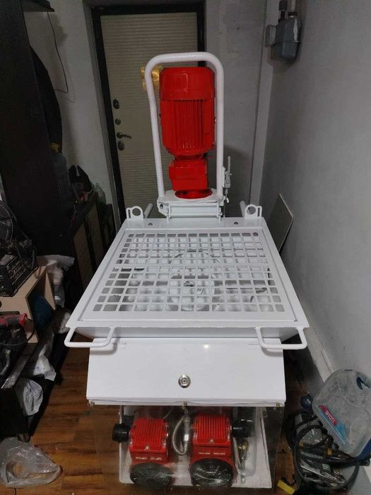 Срочно штукатурный станок  Аппарат м9 новый  Родбан  аппарати arendaga