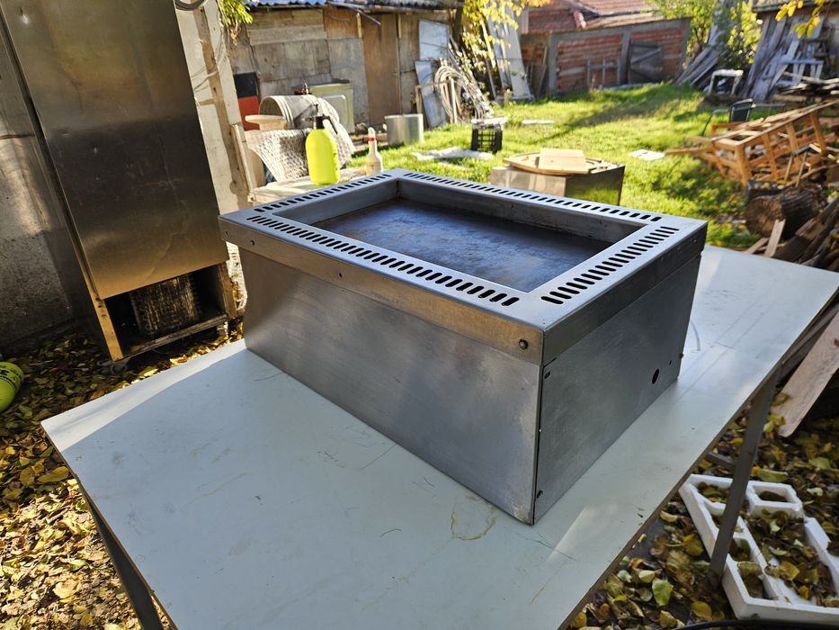 Скара на Газ гладка със стоманена плоча Цена 450лв.