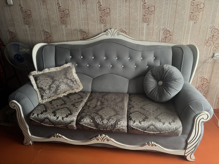 Продается диван