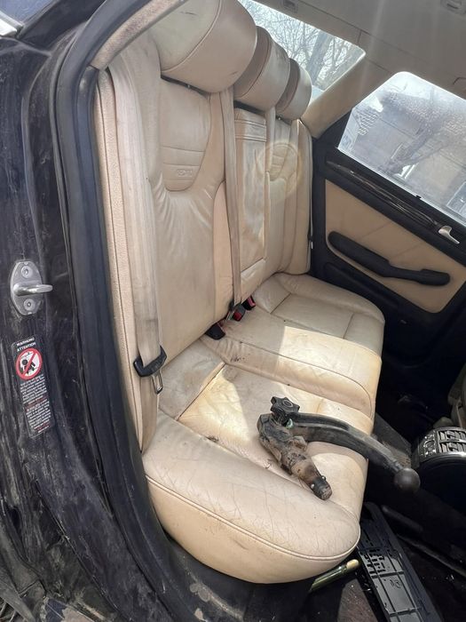 Продавам audi a6 c5 2.5 180 конски сили на части quattro