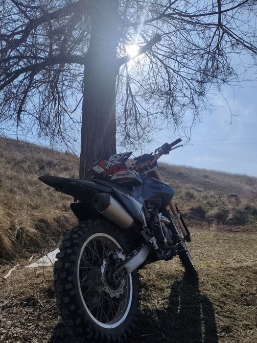 Эндуро 250,торг уместен