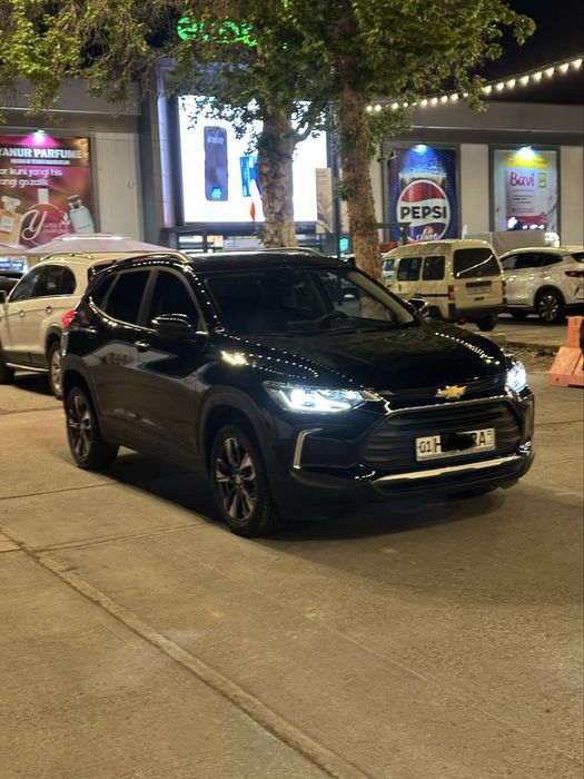 chevrolet tracker 2