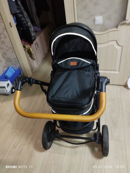 Коляска зимняя - летняя