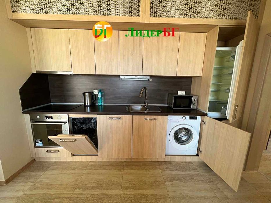 Продава се Четиристаен апартамент в к.к. Златни пясъци - 215 кв.м за 830 €/кв.м - Снимка #7