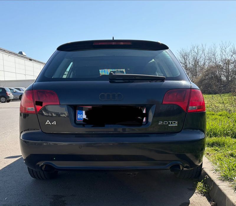 Vând Audi A4 2.0 TDI DPF Quattro