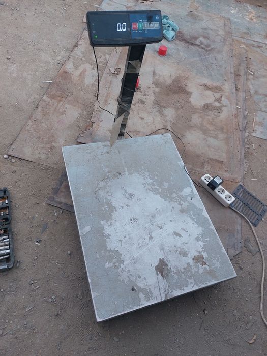 Весы товарные бу