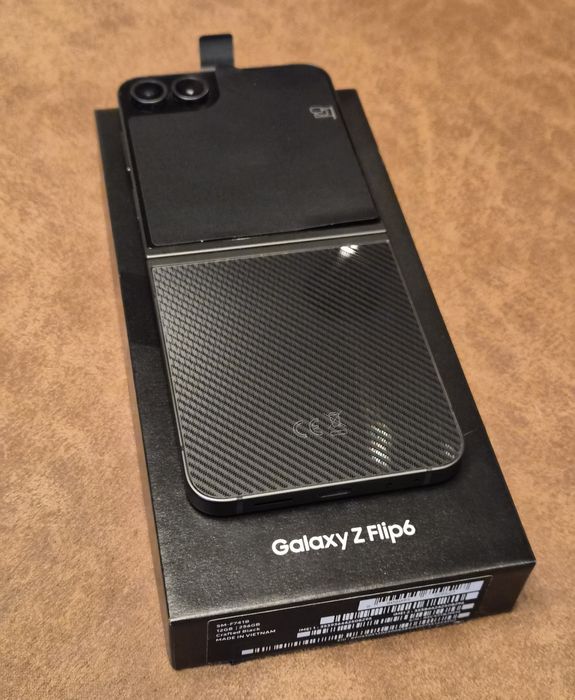 Samsung Z Flip 6 NOU black 256