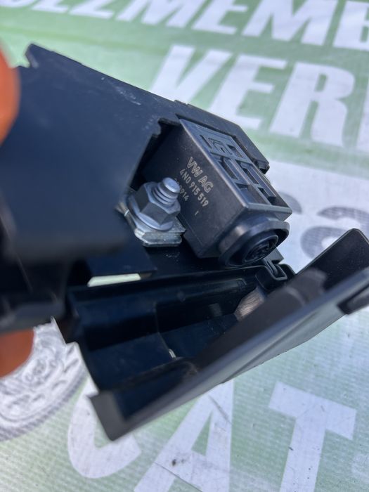 Capsă pirotehnică baterie Audi A6 C8