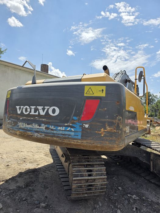 Продается гусеничный экскаватор Volvo 220D