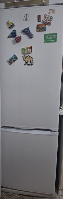 Холодильник Indesit