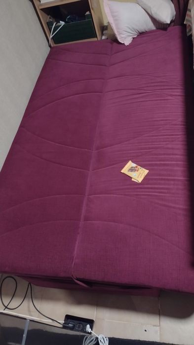 Диван, втора употреба ,клик-клак, разтегателен ,с ракла под него,много