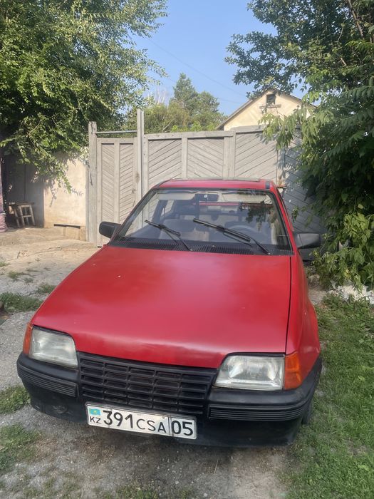 opel kadett  1989