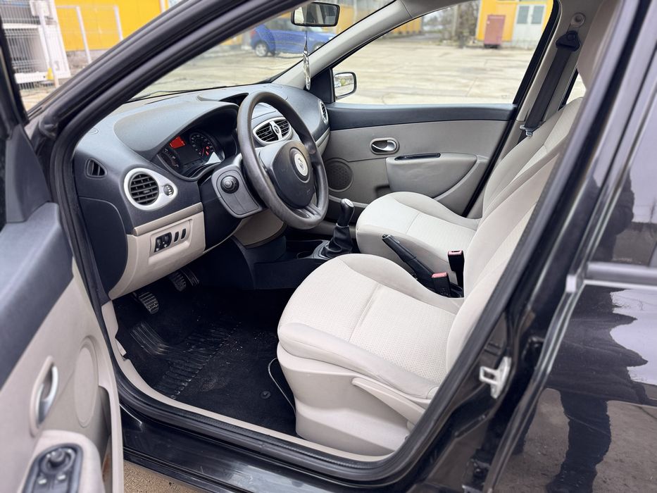 Renault Clio III Break 2009 1.2 Mpi benzina 75 C.P Import Clima
