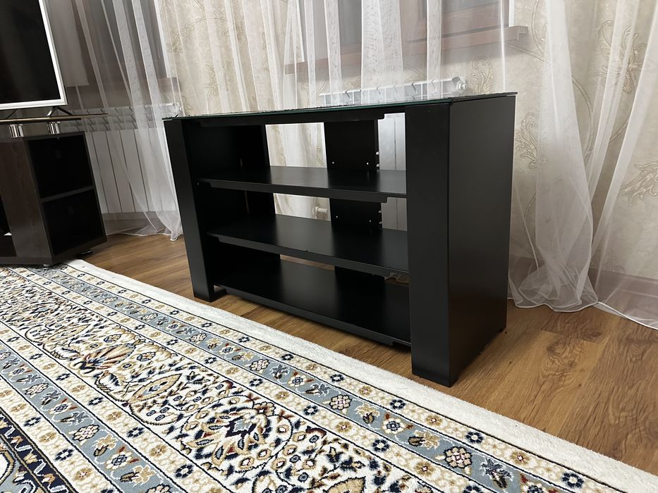 Продается подставка для телевизора