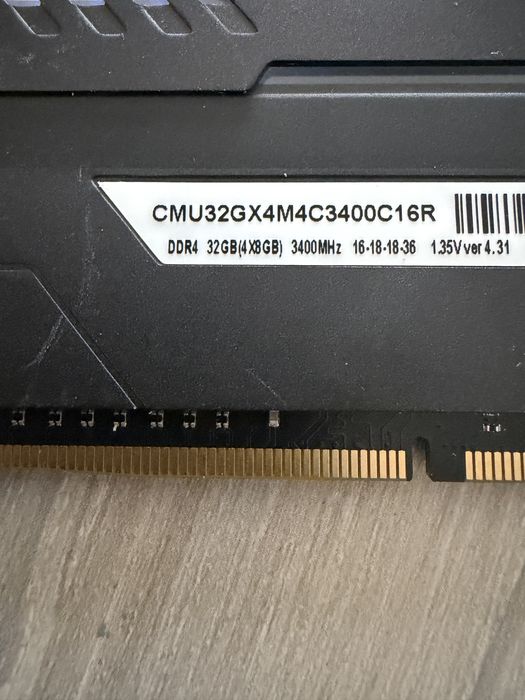 Corsair Vengeance LED 2 x 8GB DDR4 3400MHz CL16