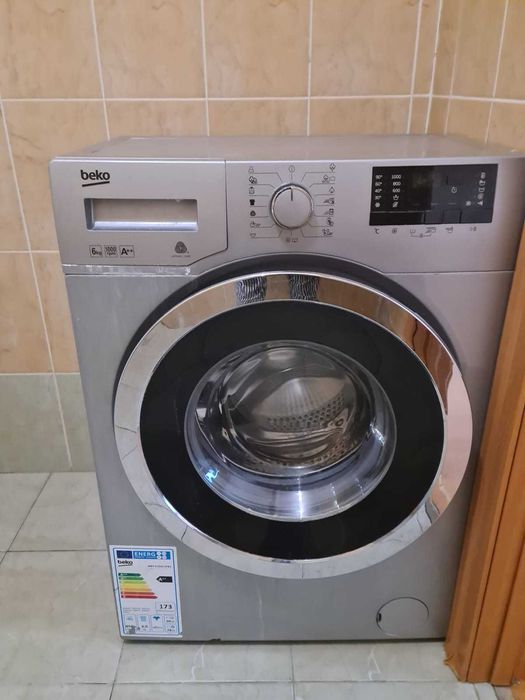 Продается стиральная машина бу.