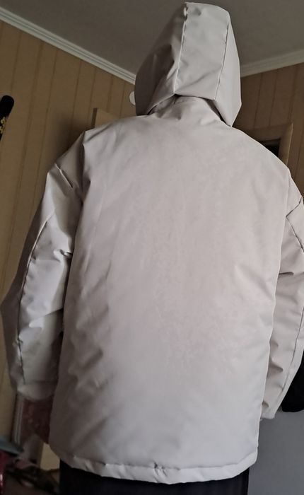 Куртка весна 52-54р новая