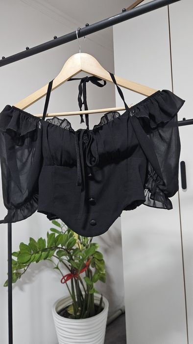 Одежда Аксессуары