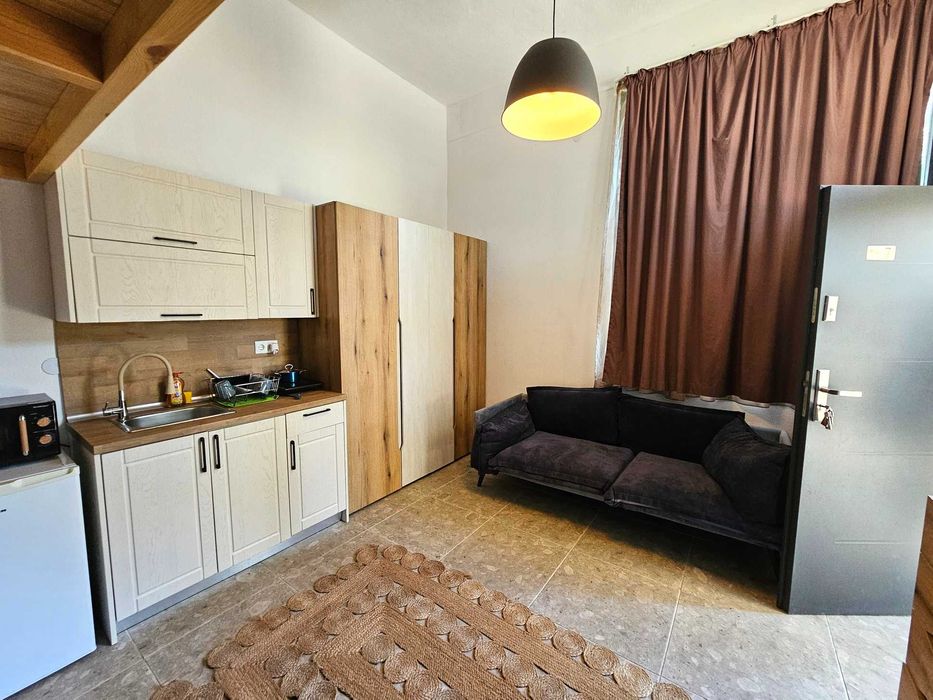 ЗА ПРОДАЖБА ХОТЕЛ 215 кв.м. на плажа RACHONIUS THASOU (код 4689)