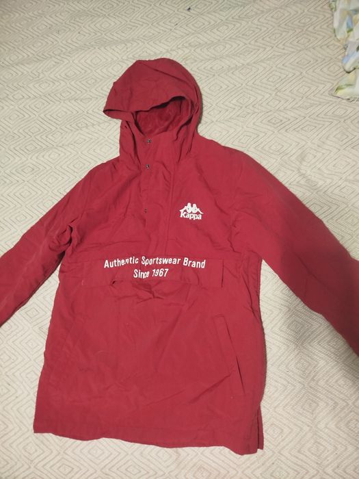 Продам ветровку рост 152