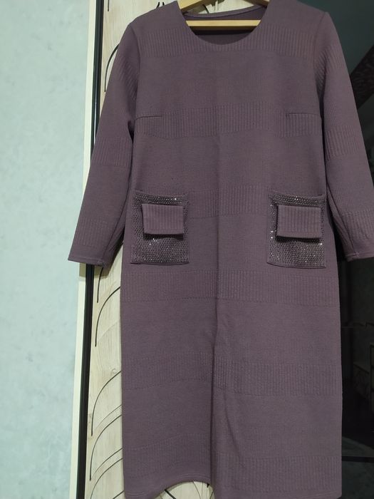 Платья теплые продам