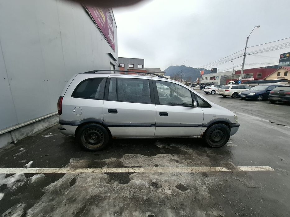 Opel zafira a  din anul 2000 motor 2.0 diesel acte valabile