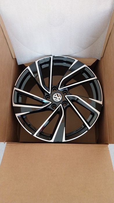 18"цола R-line нови джанти за Vw  Golf