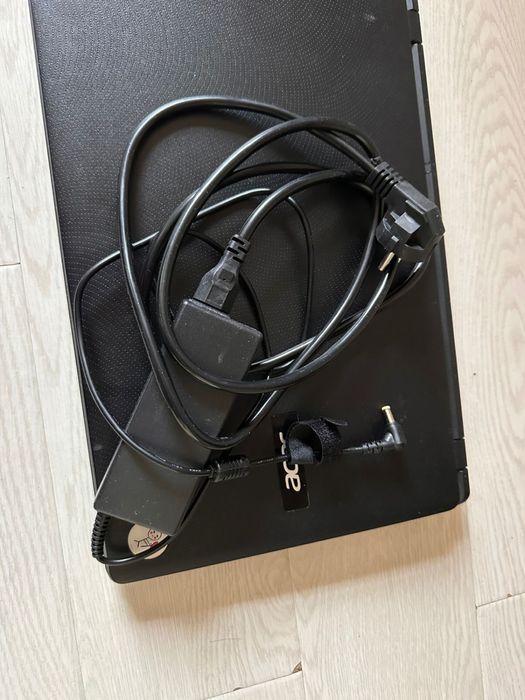 Ноутбук  сатылады