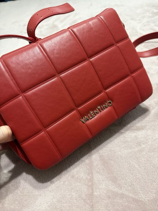 Чанта valentino бовя