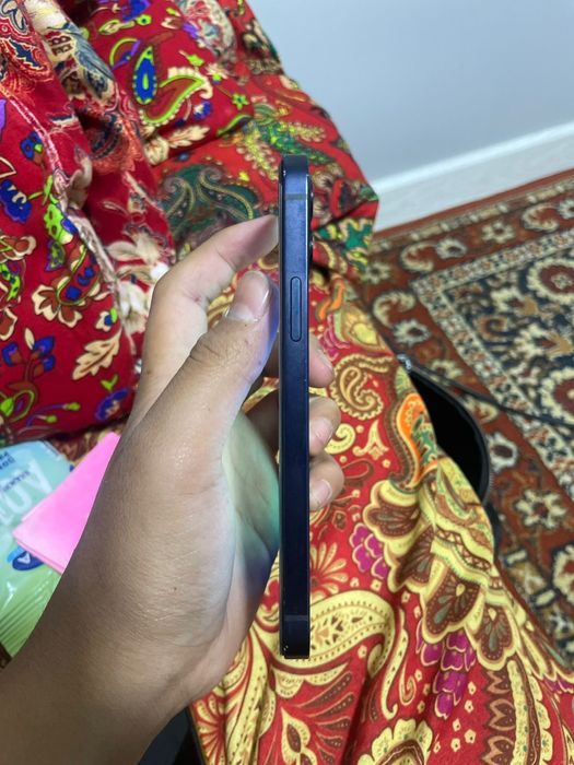 Продается Iphone 12 Продам айфон 12
