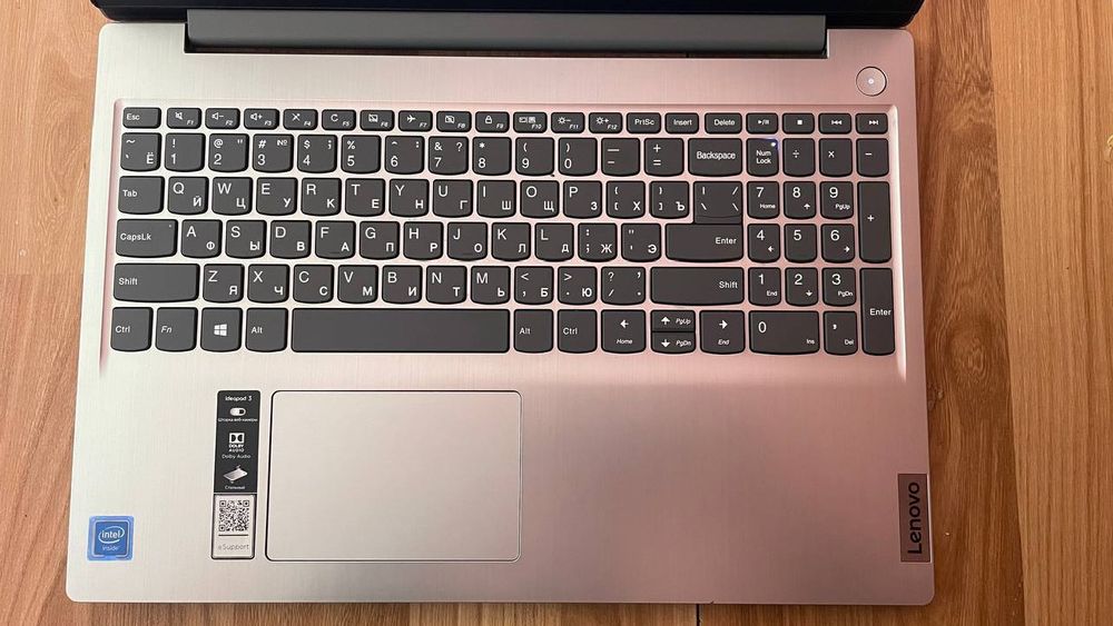 Lenovo noutbuk sotiladi ideal xolatda koʻp ishlatilmagan