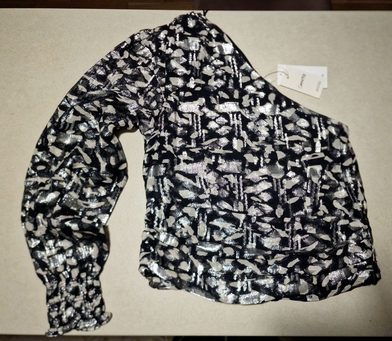 Дамска блуза с едно рамо на "Манго"