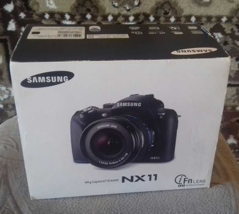 Полупрофессиональный цифровой фотоаппарат Samsung NX11