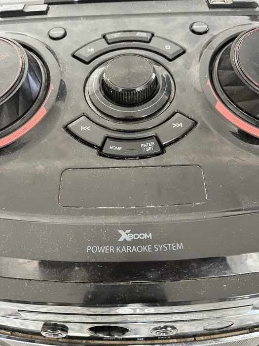 Продам LG XBOOM OM7550K (Power Karaoke System)