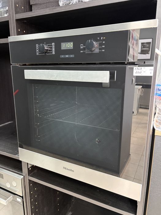 Miele H 2661-1B  фурна за вграждане. Произведена в Германия/24 мес гаранция