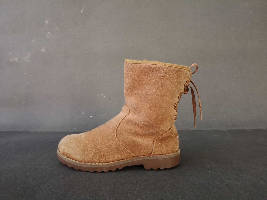 Ghete UGG 31 32  Bocanci PIELE incaltaminte copii  IMBLANITE Ca NOI