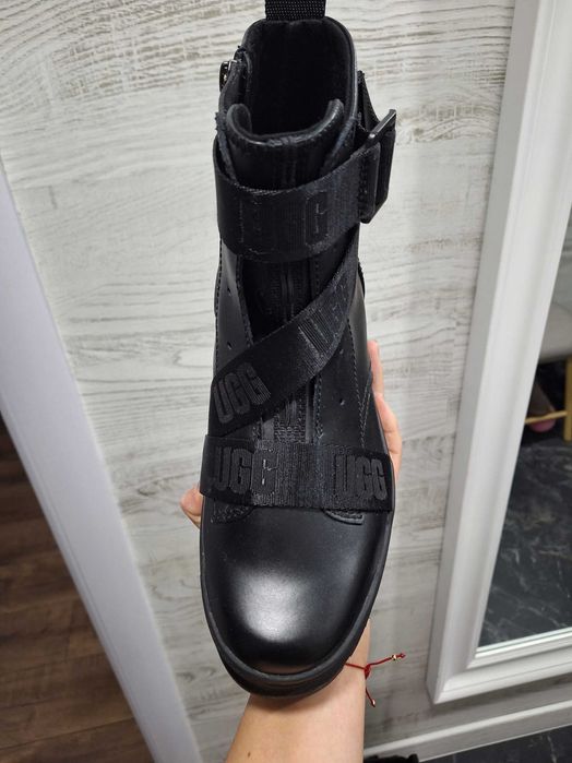 Боти UGG, размер 39