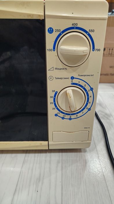 Продам Микроволновку Б/у