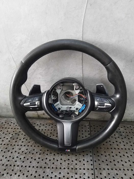 Volan piele in 3 spite cu comenzi si padele bmw seria 5 f11 M 3380f151m 0060016021