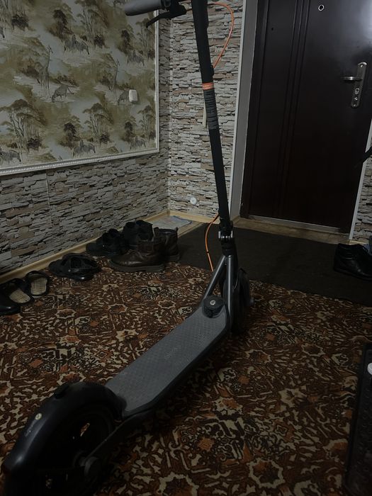 Продам электросамокат