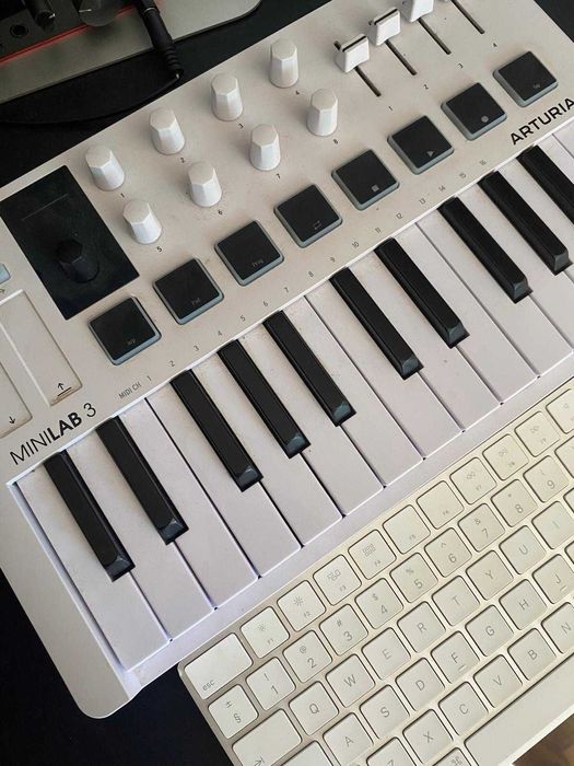 Arturia Minilab 3